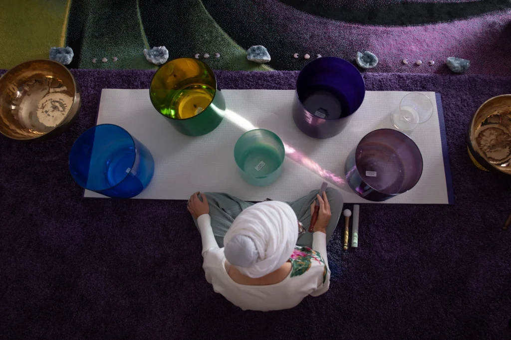 Seeing colors during sound healing with crystal singing bowls at Sedona Crystal Temple
